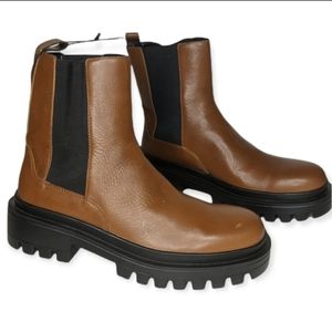 New |Zara Brown Blogger's Favorite Real Leather Lug Sole  Combat Boots size 9